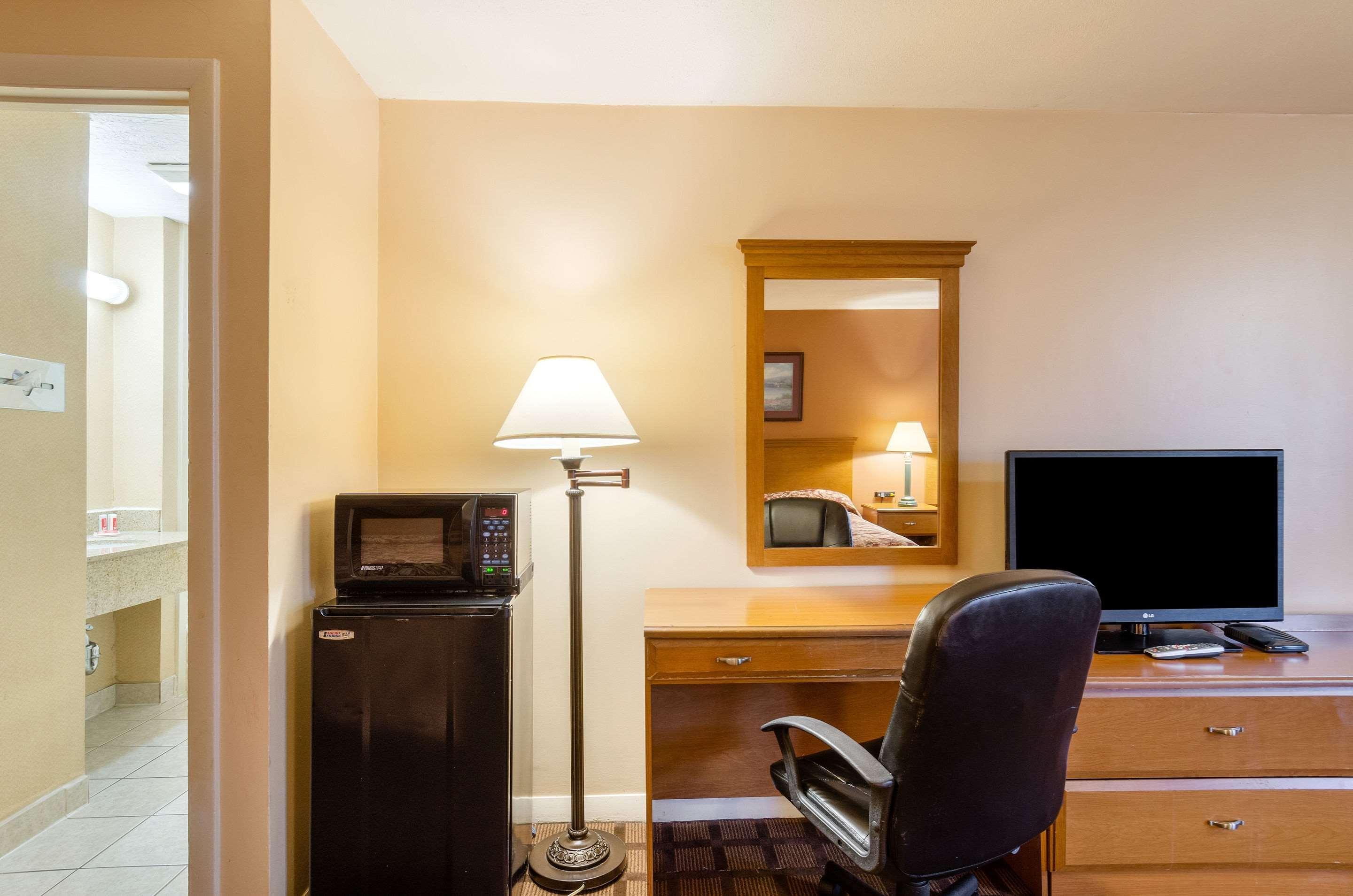 Econo Lodge Boston-Malden Dış mekan fotoğraf