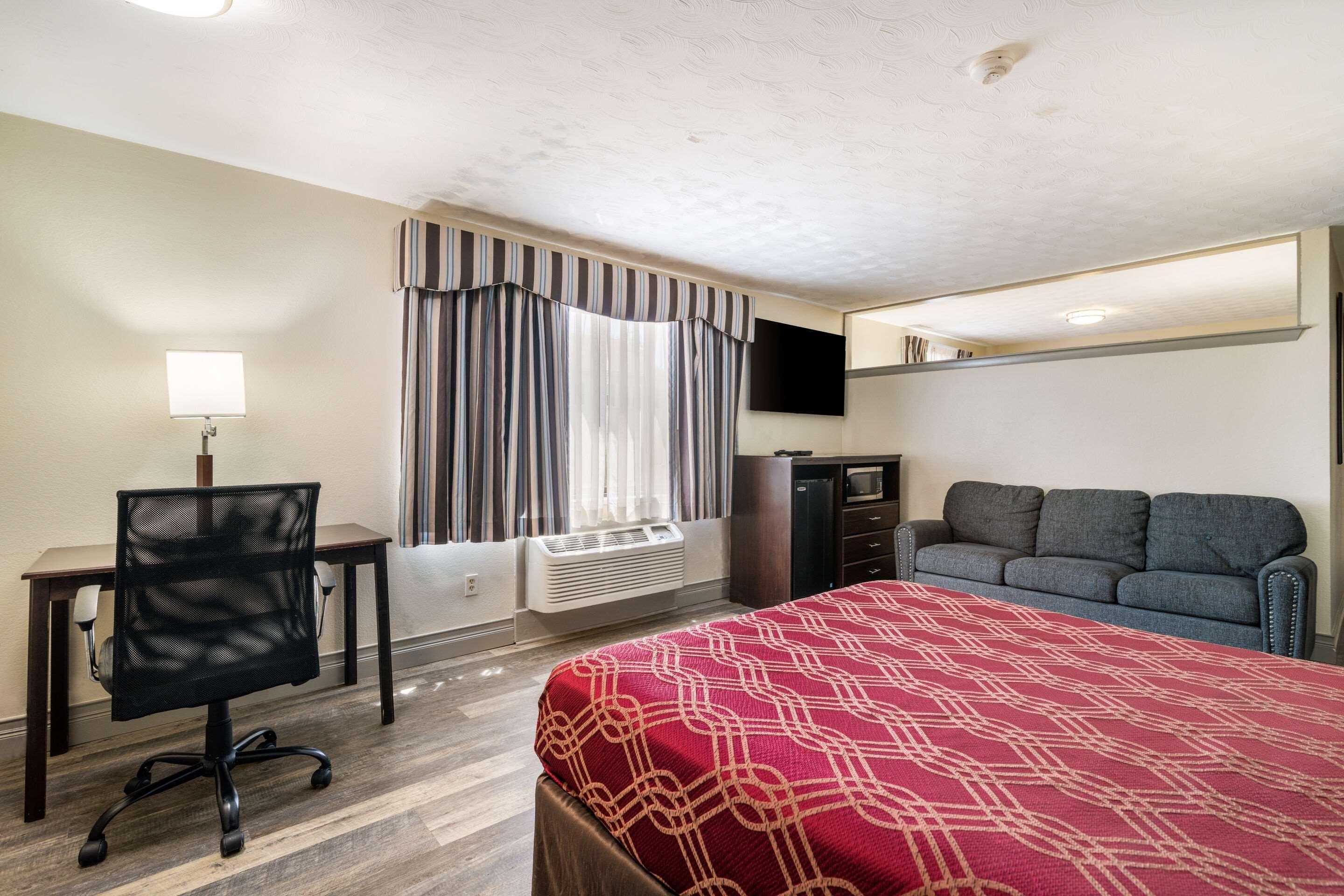 Econo Lodge Boston-Malden Dış mekan fotoğraf